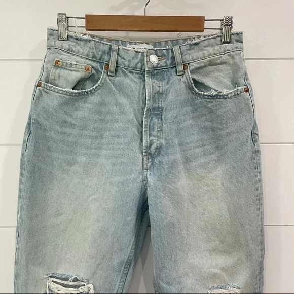 Zara Light Wash Distressed Mom Jeans Size 8 - Picture 2 of 9
